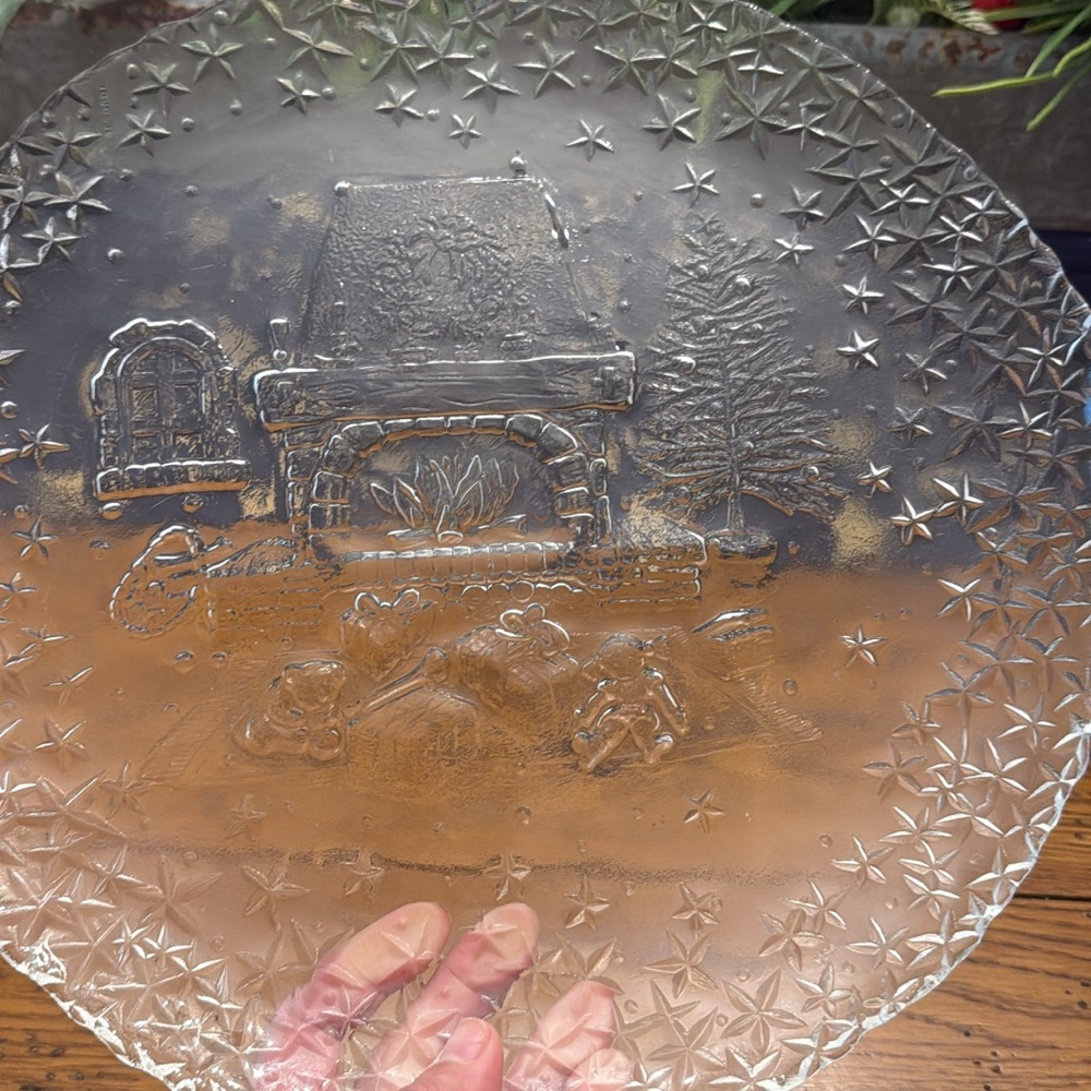 Clear Embossed Glass Plate with Winter Scene